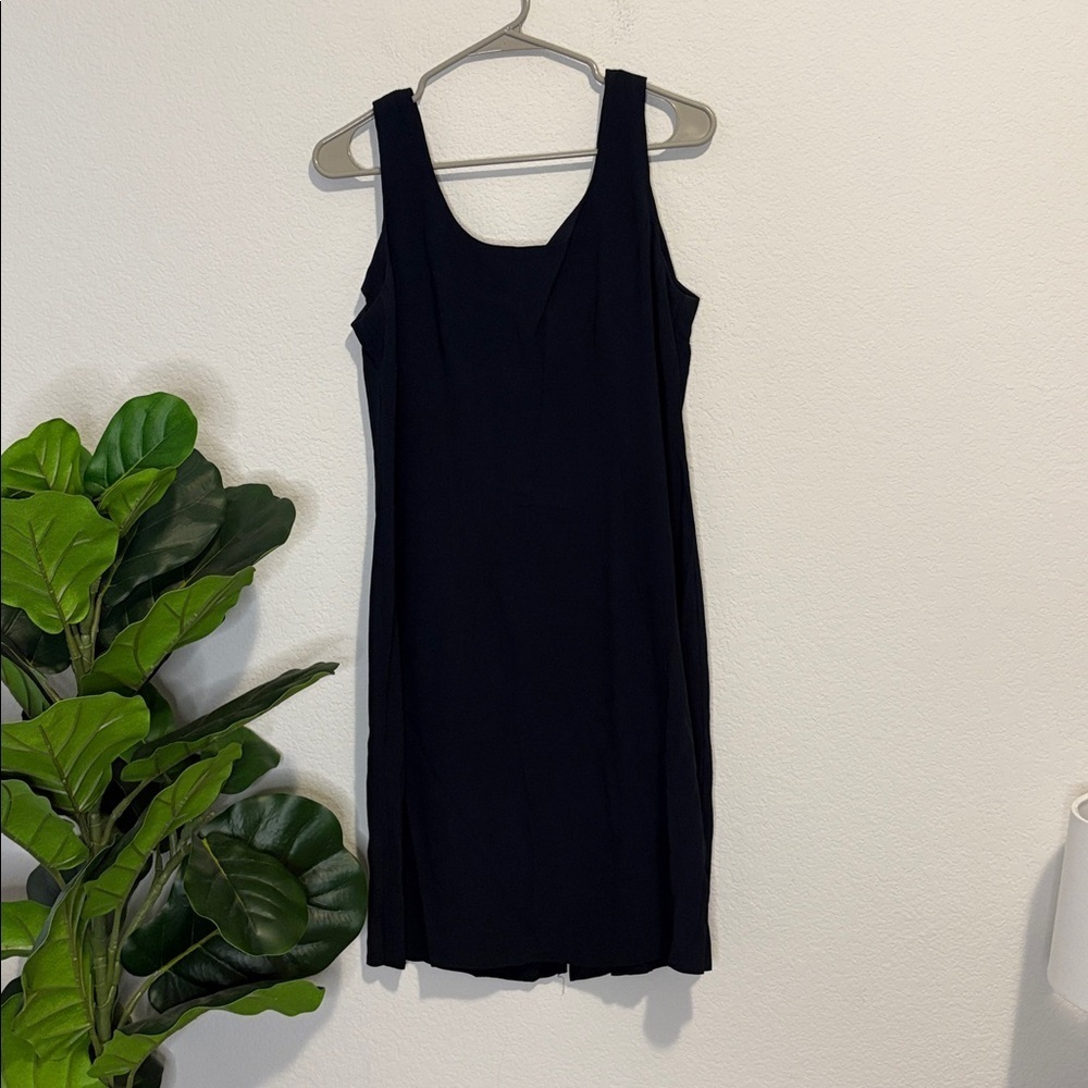 Vintage John Robert’s navy blue shift dress